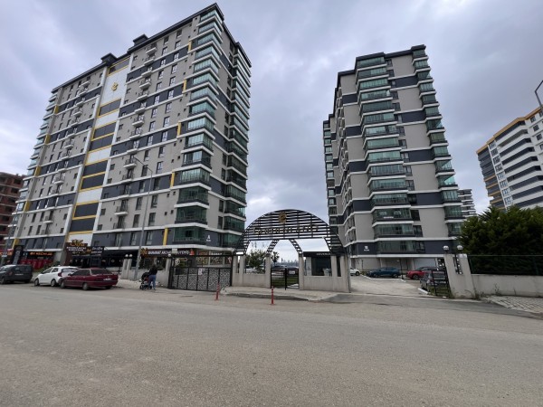 ATAKUM GOLDANLAND SİTESİN'DE 240 M2 ULTRA LÜKS KİRALIK 4+1 DAİRE