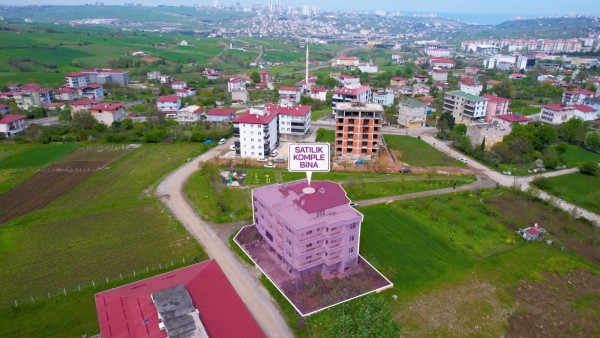 İLKADIM KIRAN MAHALLESİNDE ARSA FİYATINA 5 KATLI 10 DAİRE KOMPLE SATILIK BİNA